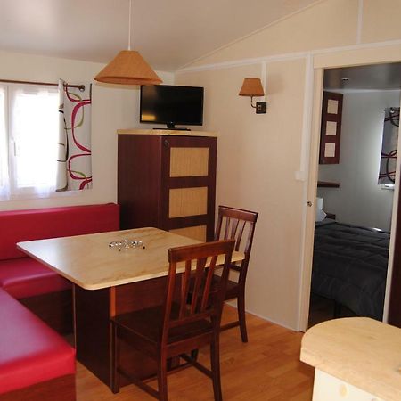 Mobilhome 3 Chambres Veyrignac Eksteriør billede